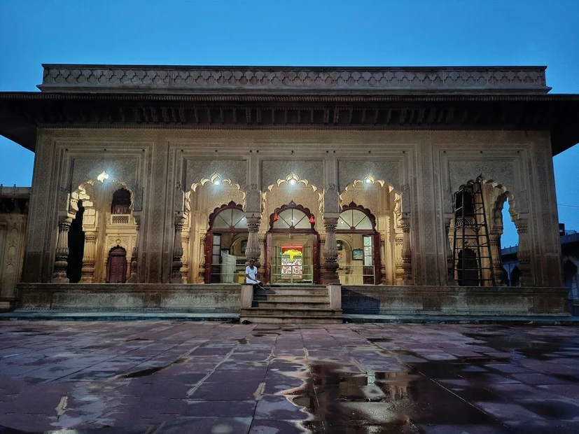 Taj Birds & Pink City Tour tour package by Joy Vacanza