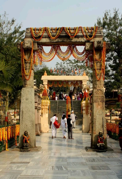 Bodh Gaya photo 3 in Kashi Bodh Gaya Spiritual Journey gallery image 2