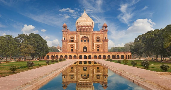 New Delhi tourism guide
