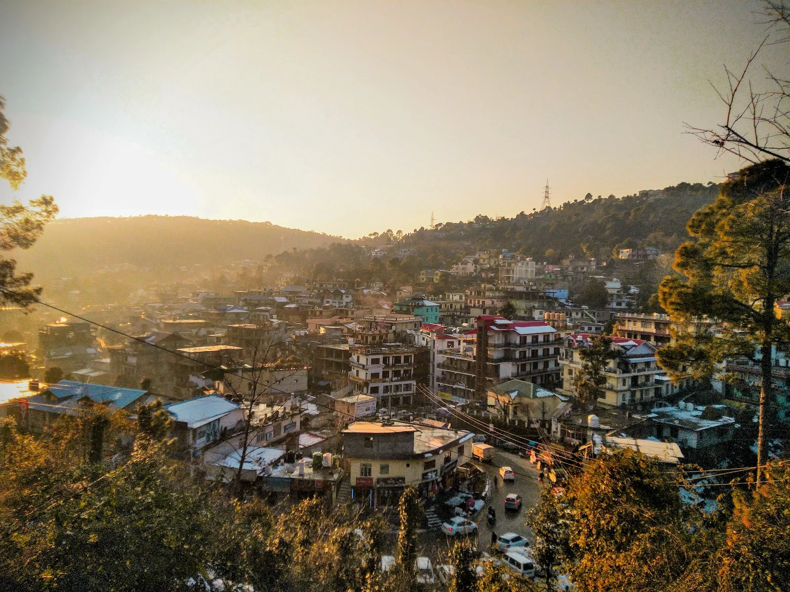 Khajjiar in Dalhousie for route-specific taxi planning