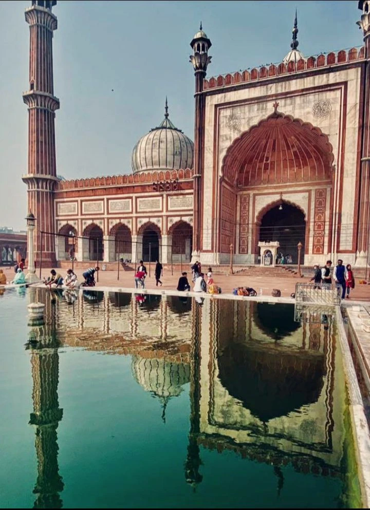 Private taxi packages covering New Delhi