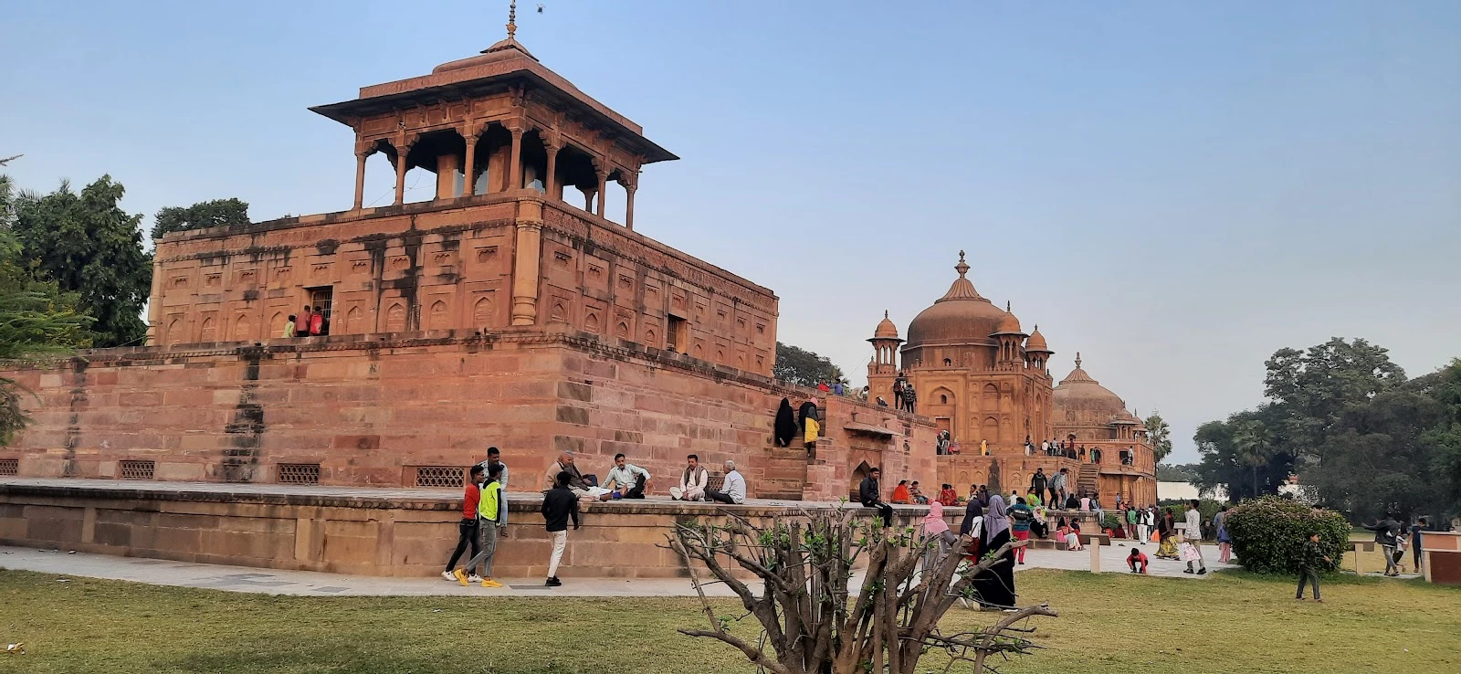 Taxi package from Prayagraj Prayagraj city view for pilgrimage taxi travel