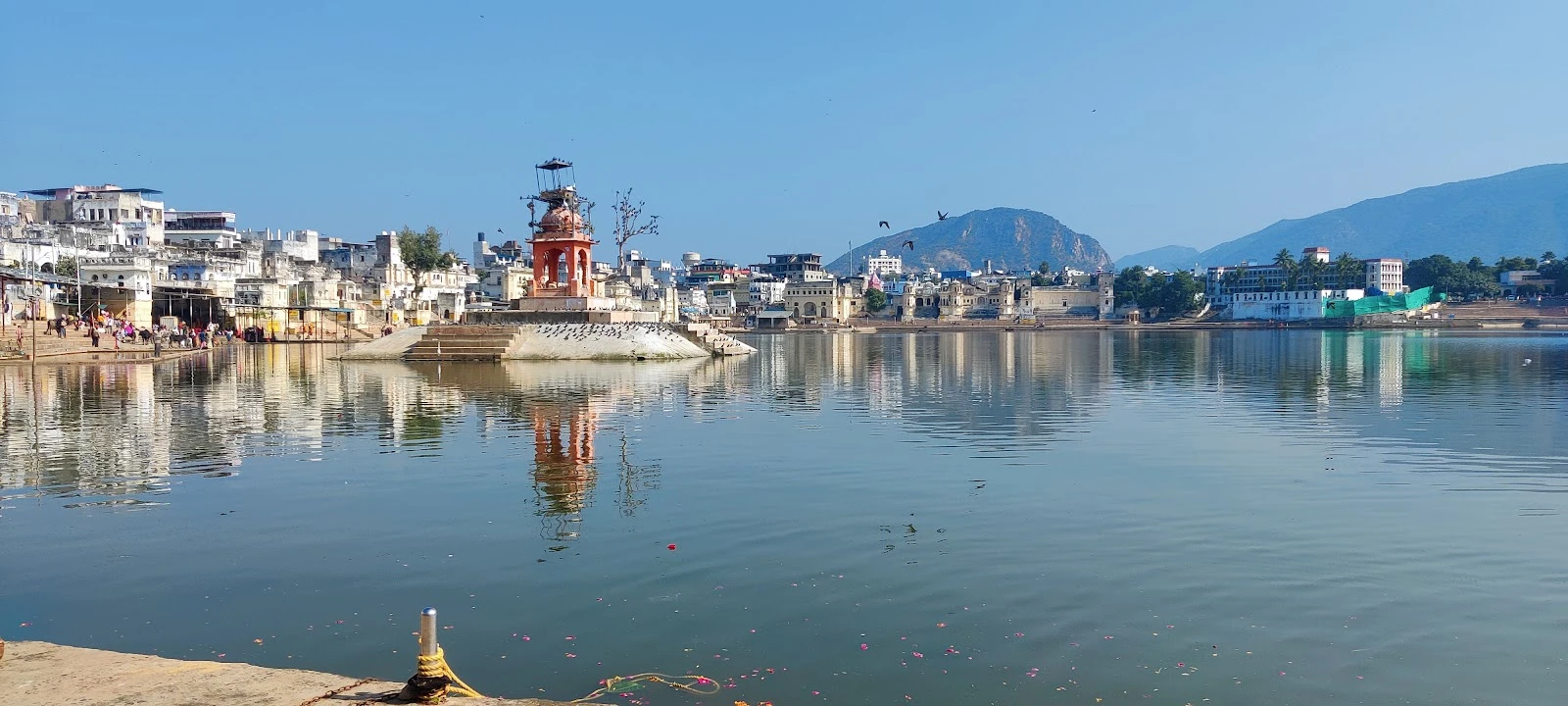 Taxi routes to Pushkar near Pushkar Lake Pushkar Lake in Pushkar for route-specific taxi planning