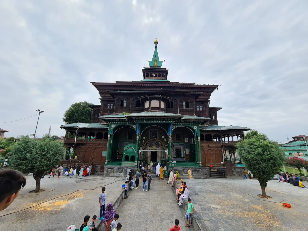 Srinagar tourism guide
