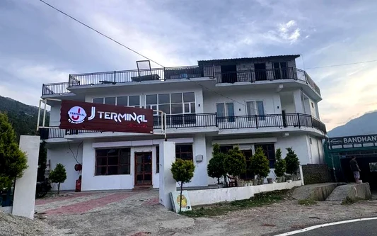 J Terminal Hotel & Cafe Barkot yatra hotel stay
