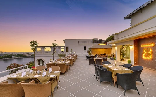 Brahma Niwas Udaipur package hotel stay