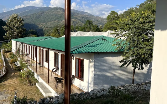 Camp Nirvana® Barkot yatra hotel stay