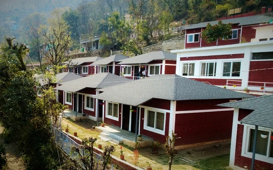 Char Machan Resort Guptkashi Guptkashi yatra hotel stay