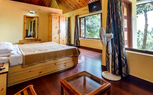 Himalaya Darshan Resort Kausani package hotel stay