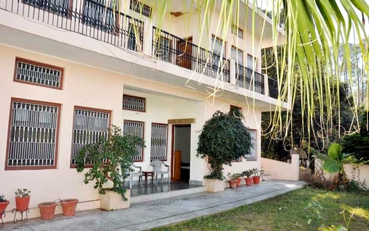 Himalaya Mount View Resort Kausani package hotel stay
