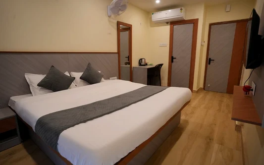 Hotel Aroma, KP Kakkar Road, nr. chandralok, opp. icici bank, Gosai Tola, Zero Road, Prayagraj, Uttar Pradesh, India in Prayagraj