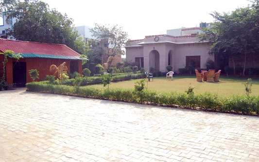 Hotel Comfort Regency Bharatpur hotel stay