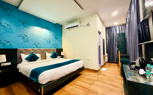 HOTEL GOLDEN PALM, Bailey Road, near IC Honda, Vijay Nagar, More, Rukanpura, Patna, Bihar, India in Patna