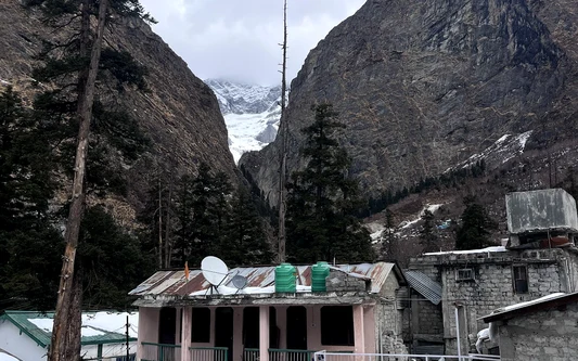 Hotel Himalayan Holidays, Ghangaria - Valley of Flowers Trek Route, Ghangriya, Uttarakhand, India in Ghangaria