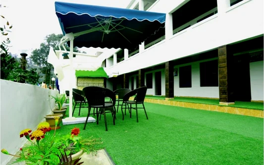 Hotel Kausani Retreat Kausani package hotel stay