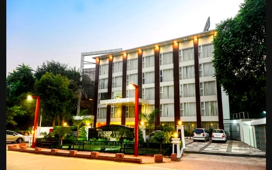 Hotel Pushp Villa Agra hotel stay