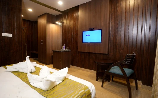 Hotel Royale Hills By RSP Vista Hotels & Resorts Rishikesh | Previously Known as MJ Hills Rishikesh yatra hotel stay