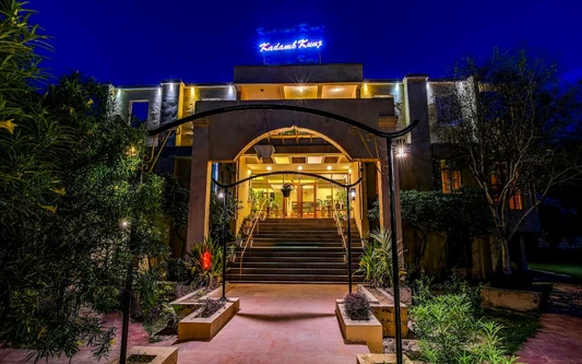 Kadamb Kunj Resort Bharatpur Bharatpur hotel stay