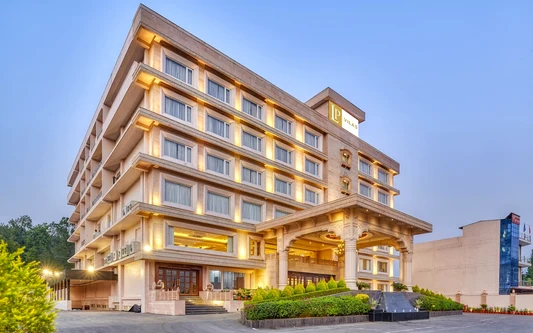 LP Vilas Dehradun yatra hotel stay
