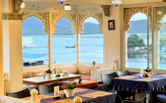 Mewar Haveli udaipur Udaipur package hotel stay