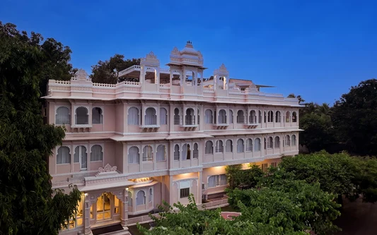 Ram Pratap Palace By Fateh Collection Udaipur package hotel stay