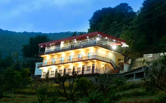 Sushanti Retreat Guptkashi yatra hotel stay