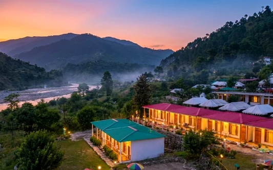 Swarnim resort Barkot yatra hotel stay