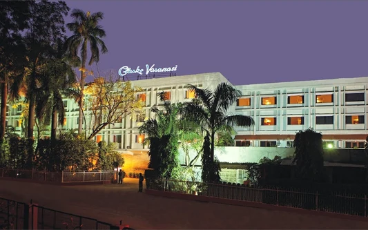 The Clarks Varanasi yatra hotel stay