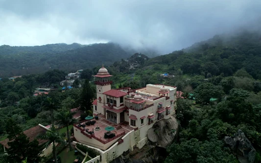 The Jaipur House, Mount Abu Mount Abu yatra hotel stay