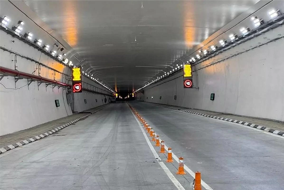 Atal Tunnel2 in Amazing Manali Tour Package – 3 Nights / 4 Days gallery image 2