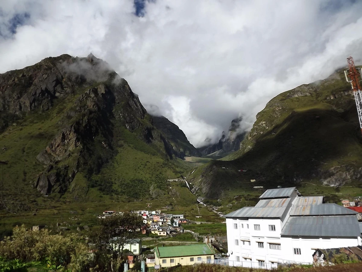 Badrinath Yatra Package from Haridwar tour package by Joy Vacanza