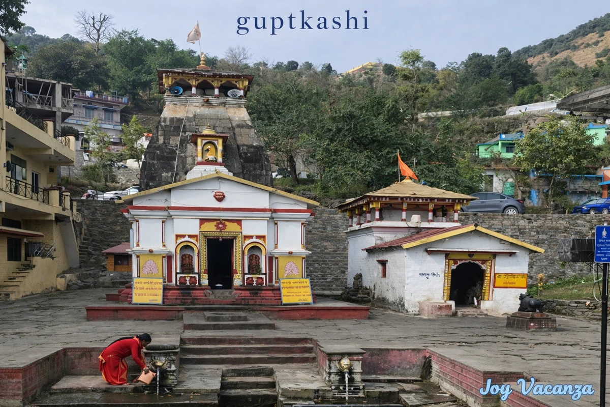 Guptkashi temples and hillside view in Guptkashi
