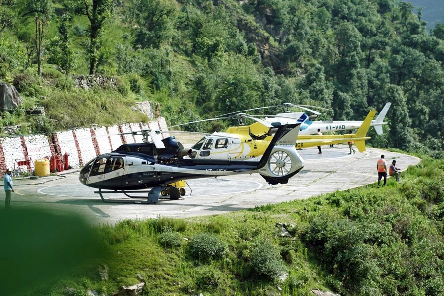 helicopter in Kedarnath