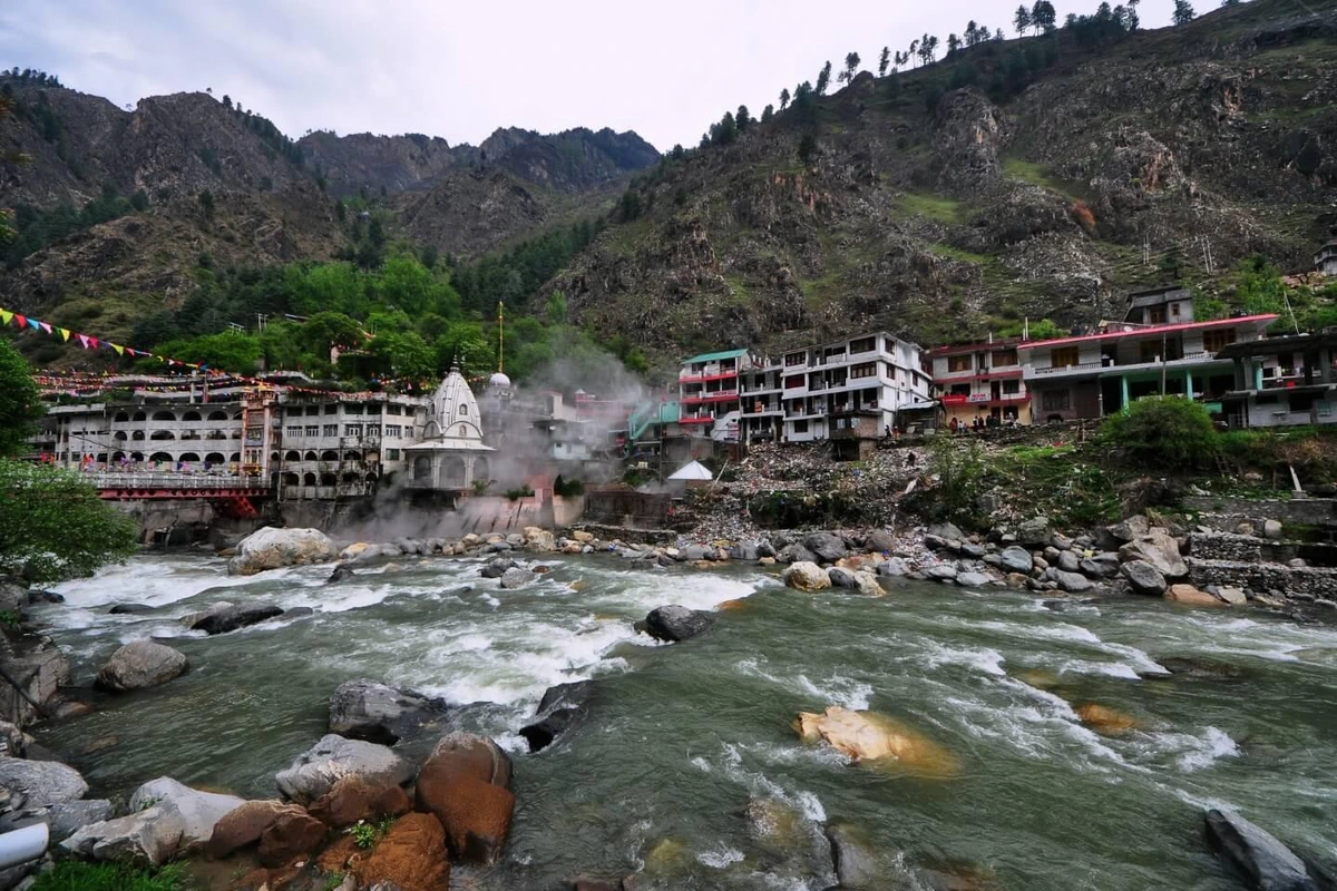 Hot Water Springs at Vashisht Temple Manali in Manali