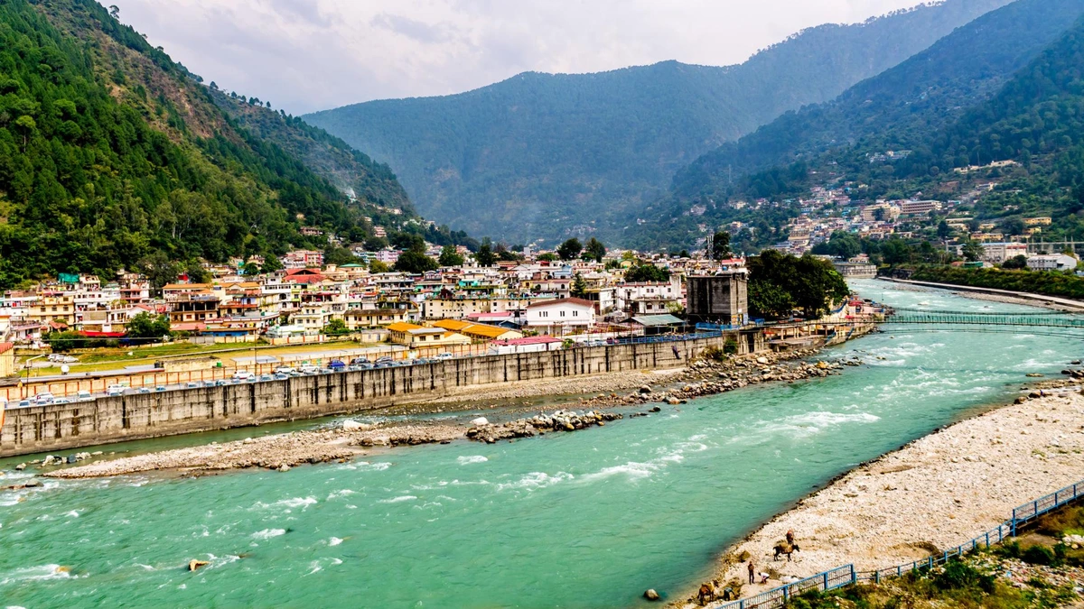 river view in Uttarkashi
