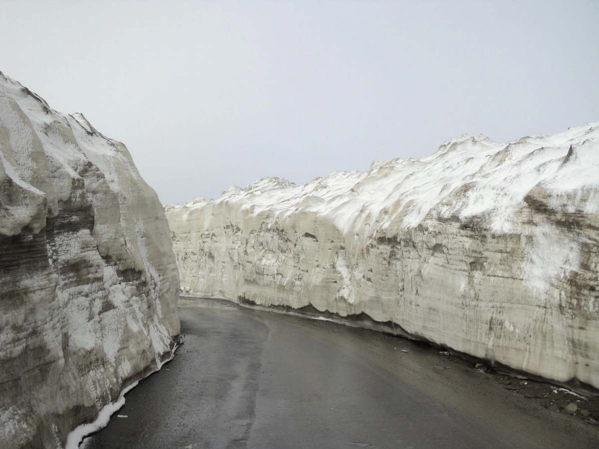Rohtang Pass in Snowpeak Heritage 2026 gallery image 3