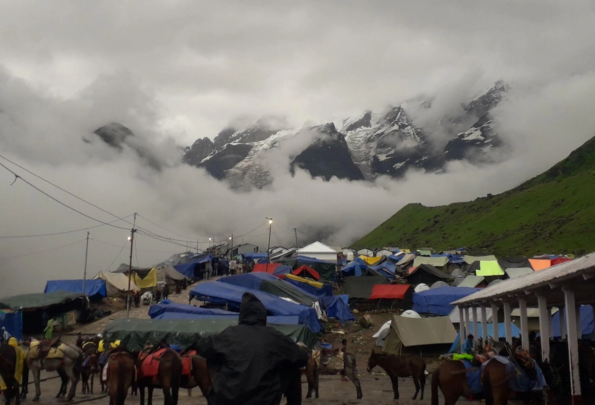 Snow peaks sunrise in Kedarnath Dham Yatra by Helicopter (Ex-Haridwar) gallery image 3
