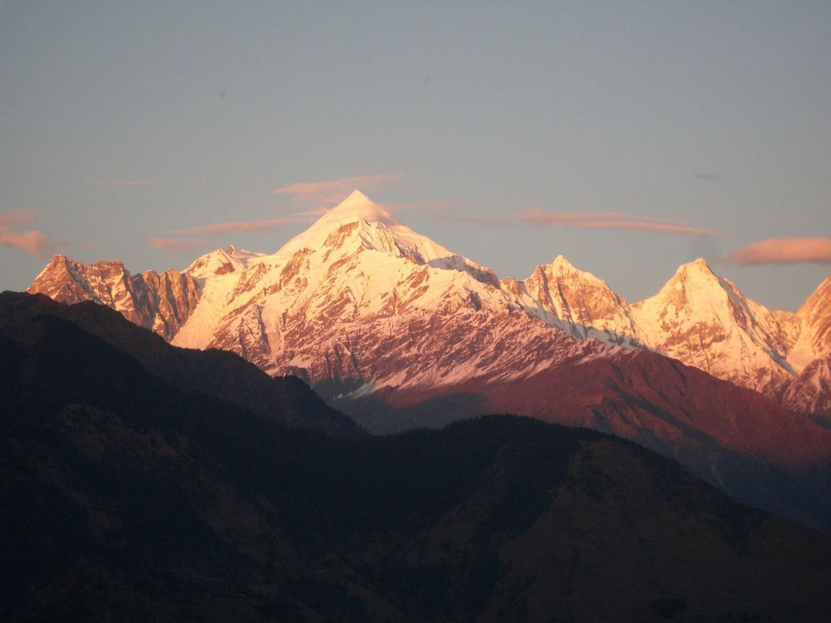 Sunset hills in Kedarnath Dham Yatra Package (Ex-Delhi) gallery image 2