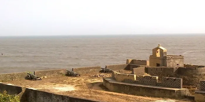 Diu Fort sightseeing included in Himachal Show Trip