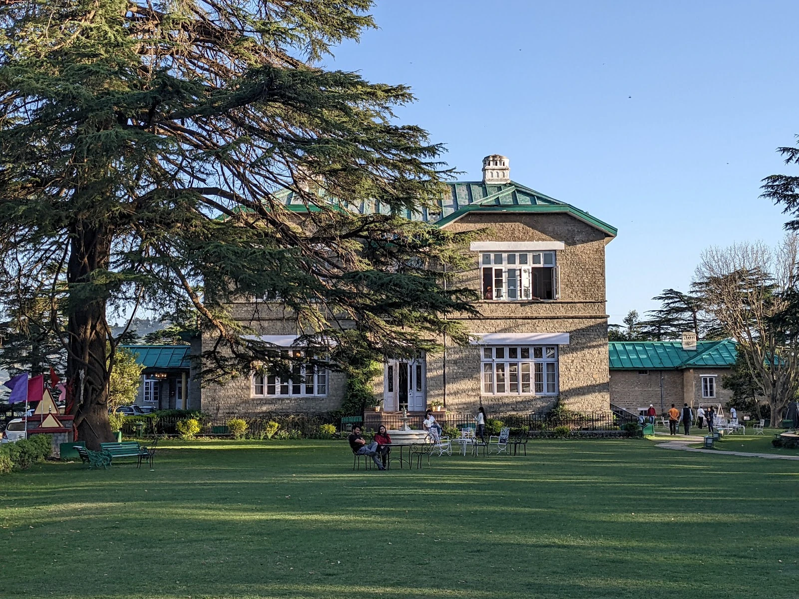 Chail sightseeing stop on Shimla Kufri Chail Taxi Package route