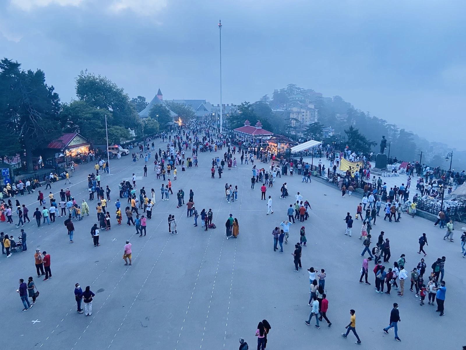 Mall Road Shimla. sightseeing stop on Shimla Kufri Chail Taxi Package route