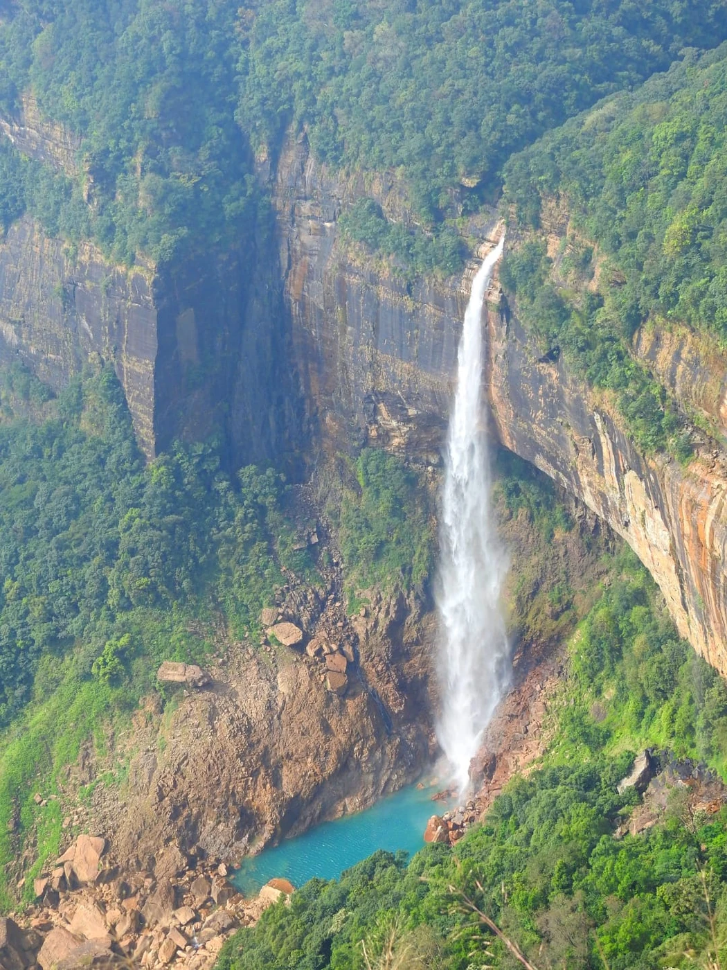 NohKaLikai Falls sightseeing stop on Shillong Cherrapunjee Dawki Guwahati Taxi Package route