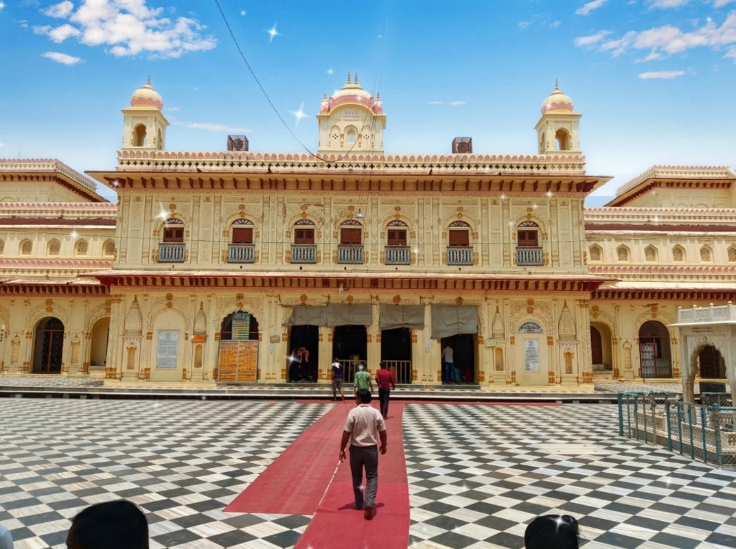 Kanak Bhavan Temple, Ayodhya Ayodhya tourist attraction