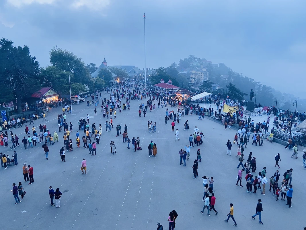 Mall Road Shimla. Shimla tourist attraction