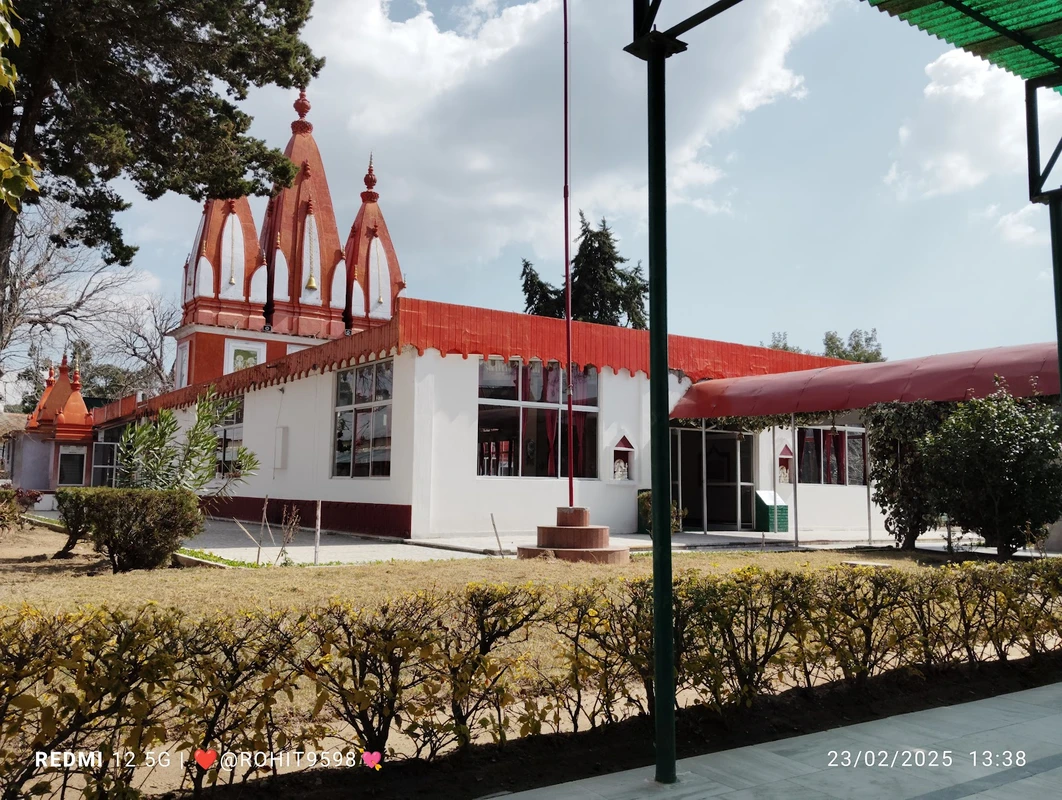 Mankameshwar Temple Ranikhet tourist attraction