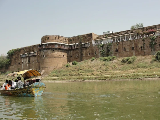 Allahabad fort Prayagraj darshan place