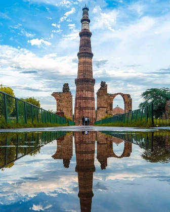 Qutub Minar New Delhi tourist attraction