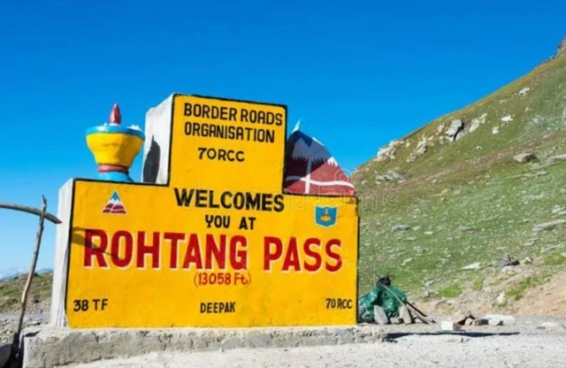 Rohtang Pass Manali tourist attraction