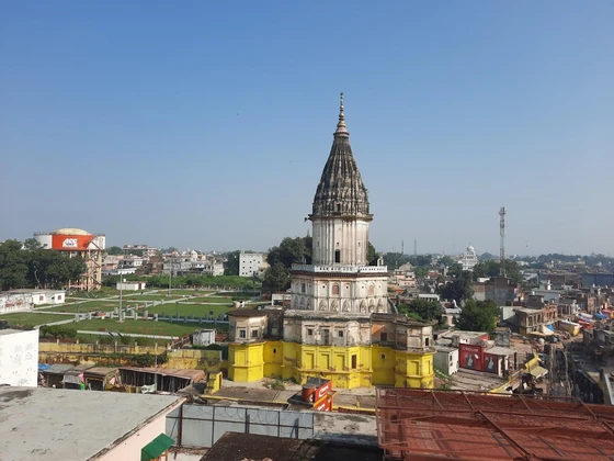 Shri Hanuman Garhi Mandir Ayodhya