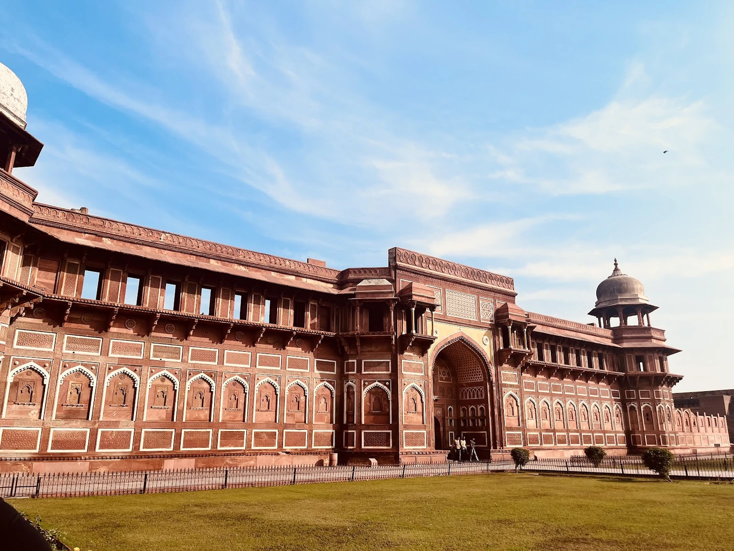 Agra Fort sightseeing included in Delhi Agra Shimla Tour Package